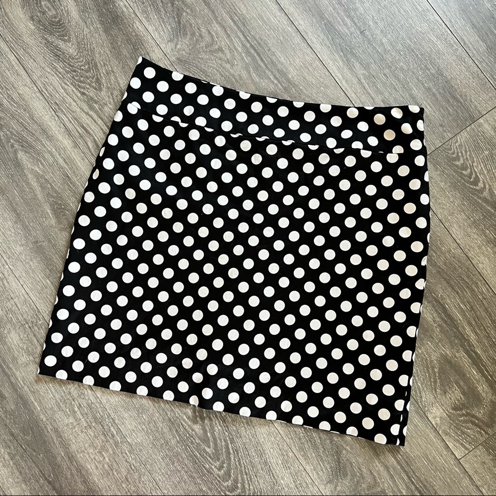 Larry Levine black/white Polka Dot Skirt/Skort